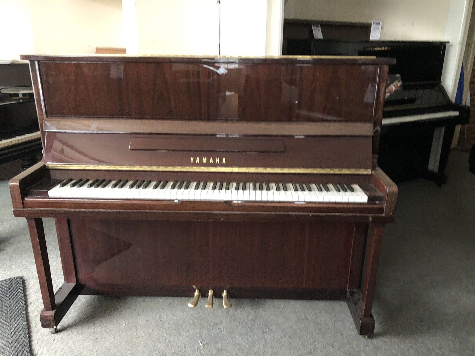 Yamaha U1N